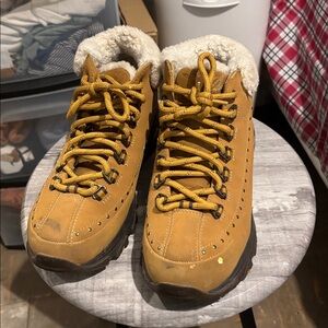 Skechers Women's Tan Hiking Boots